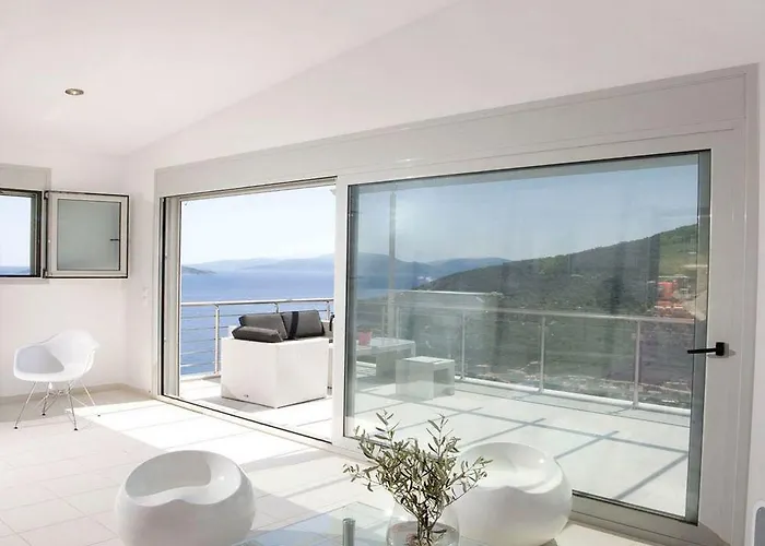 Dream View Villa *